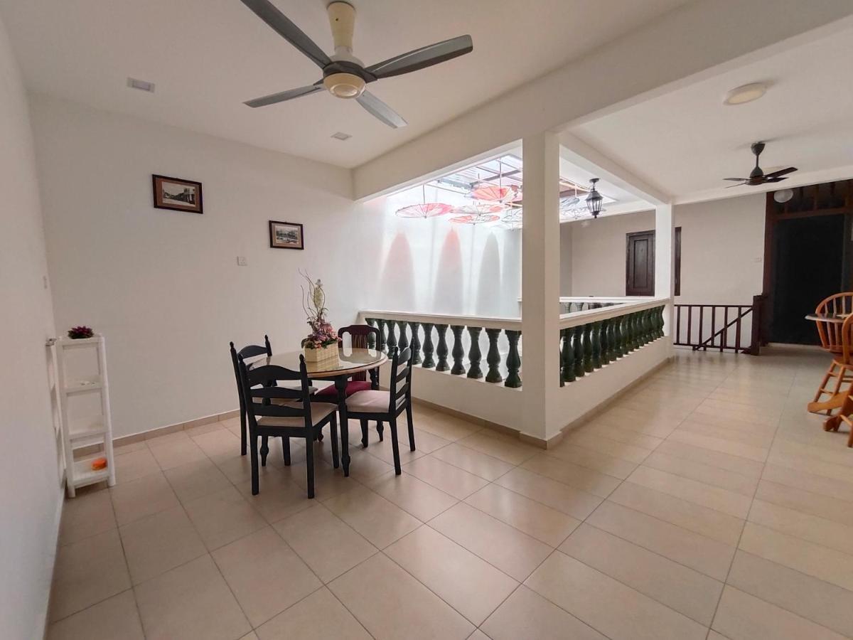 Malacca Jawa Townstay מראה חיצוני תמונה